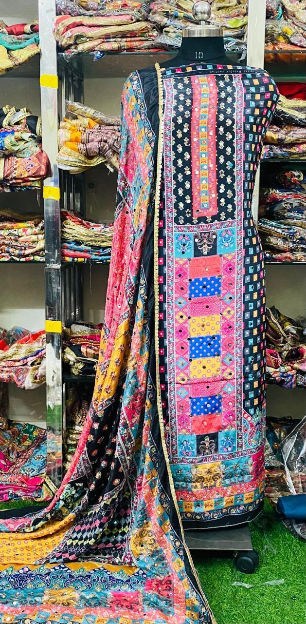 Pakistani Suit VDDEC1104