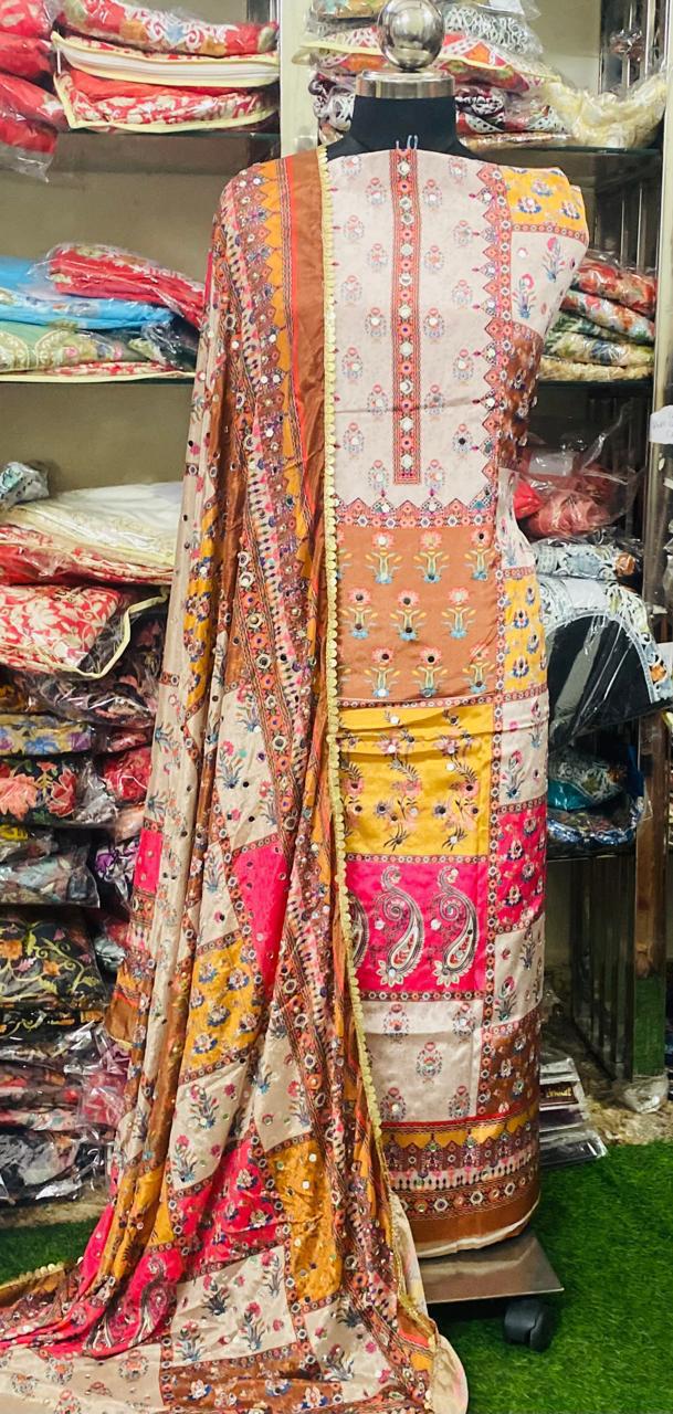 Mirror Work SuitVD2025OCT2903