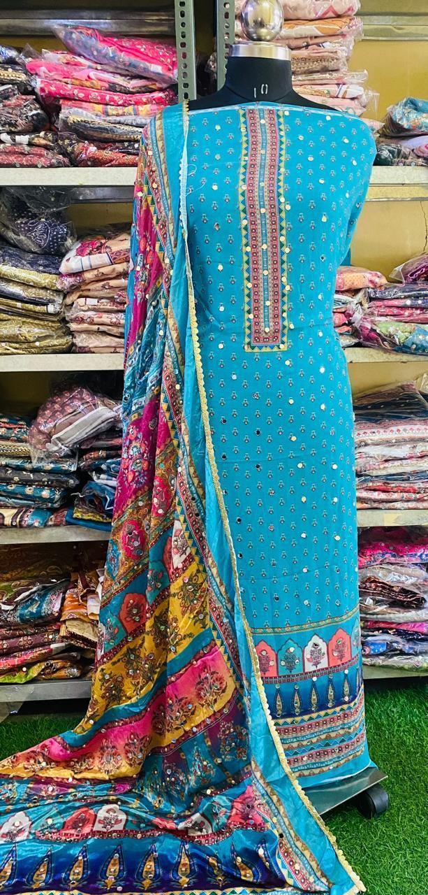 Mirror Work SuitVD2025OCT2904