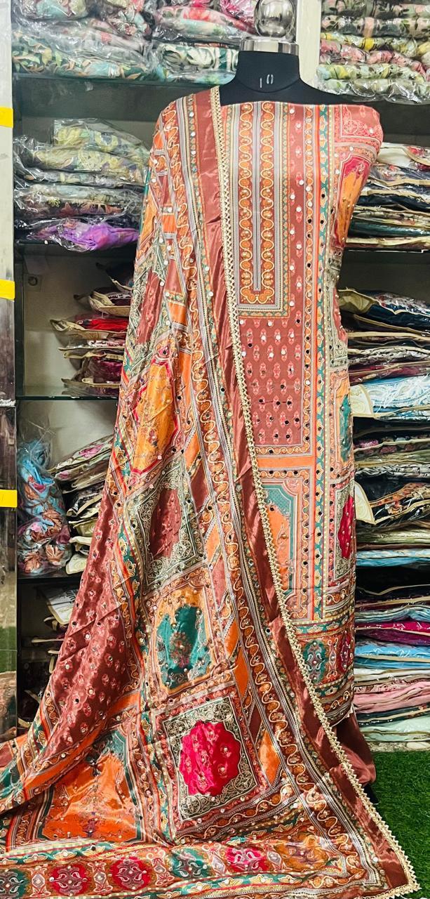 Mirror Work SuitVD2025OCT2912